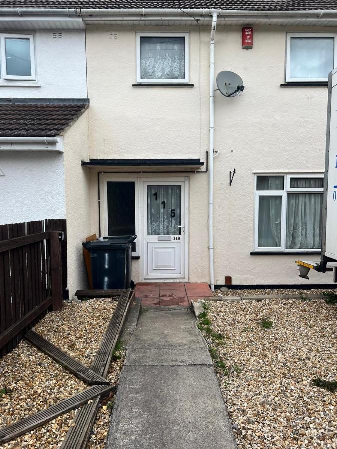 Shared House In Chakeshill Drive Hotel Bristol Exterior photo